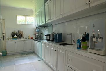 Bukit Dumbar Residences