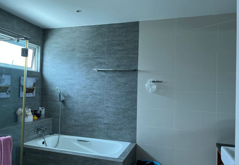 Bukit Dumbar Residences