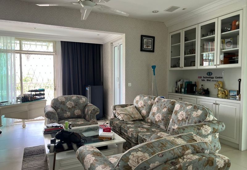 Bukit Dumbar Residences