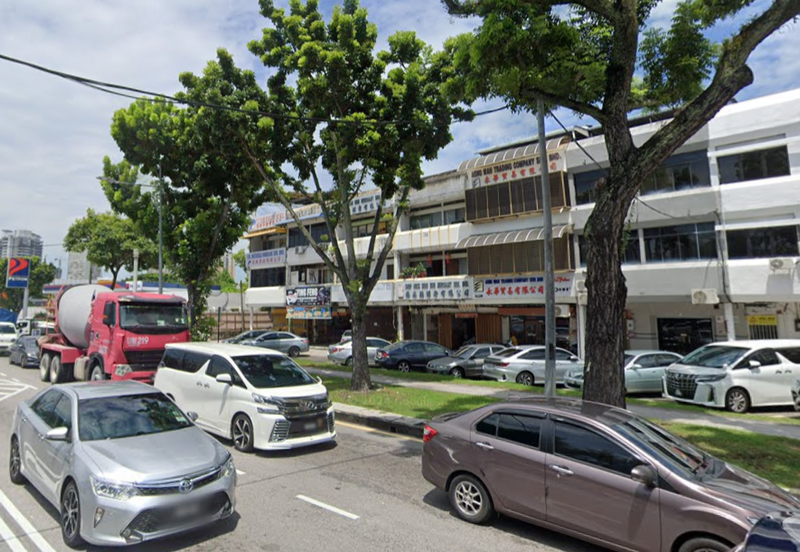 Jalan Jelutong