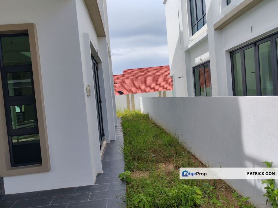 Key On Hand!! Austin Garden 3 Sty Semi D No Agent Fee Balik Pulau Pondok Upih, Penang, Balik Pulau