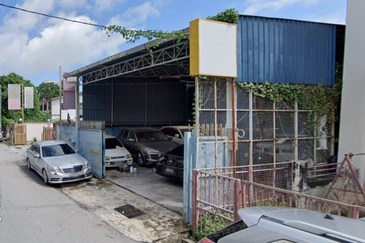 Single sty Warehouse / Commercial Georgetown Near New World park 2700sf