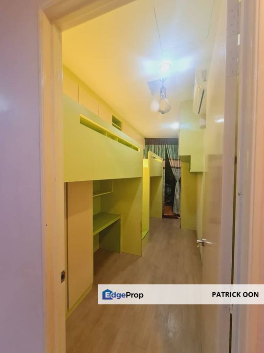 Artes Seaview High Floor Fully Reno Furnish Move In Condition Gelugor USM, Penang, Gelugor