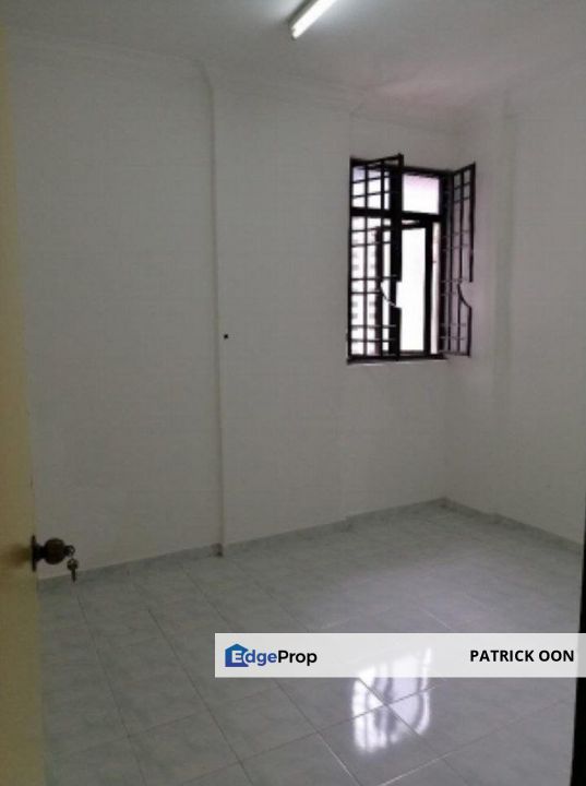 Sri Abadi Reno Well Maintain Sungai Ara Bayan Lepas 800sf Relau FTZ, Penang, Sungai Ara