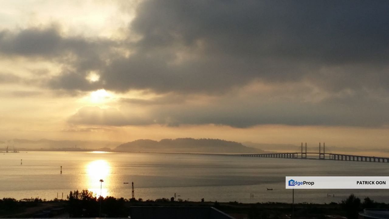 Cheaper Unit! Vertiq Seaview Reno E-Gate Lotus Gelugor 1496sf The Light, Penang, Gelugor