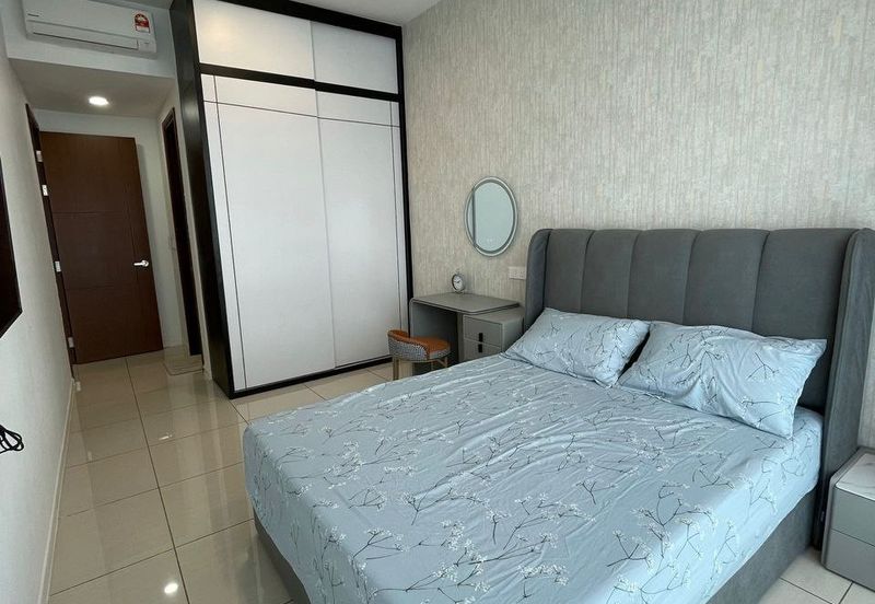 Queens Residences Q2