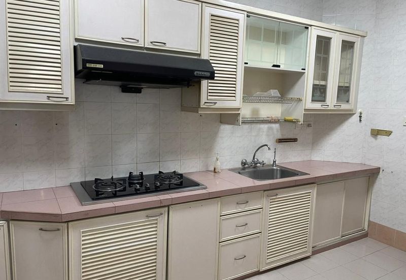 Gurney Beach Resort Condominium