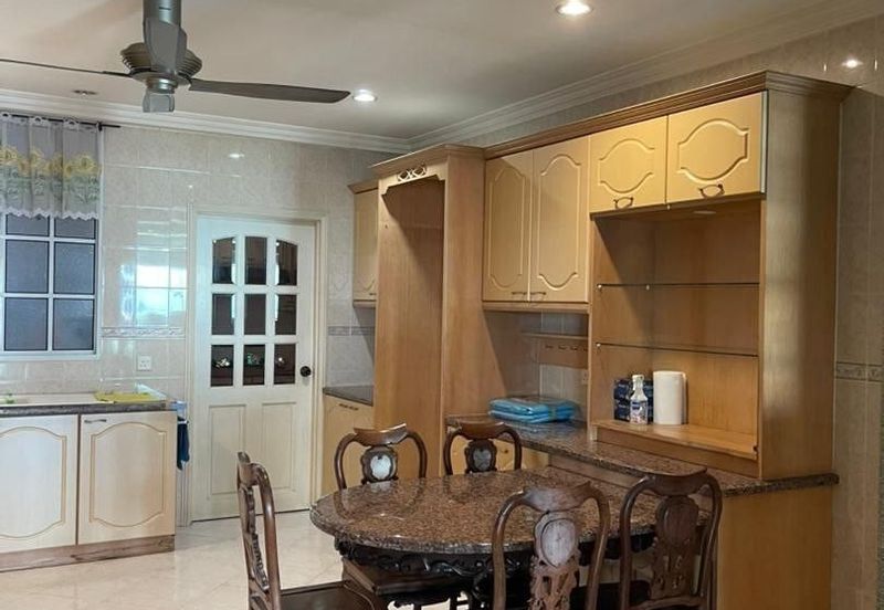 Gurney Beach Resort Condominium