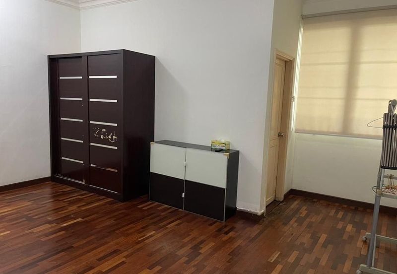 Gurney Beach Resort Condominium