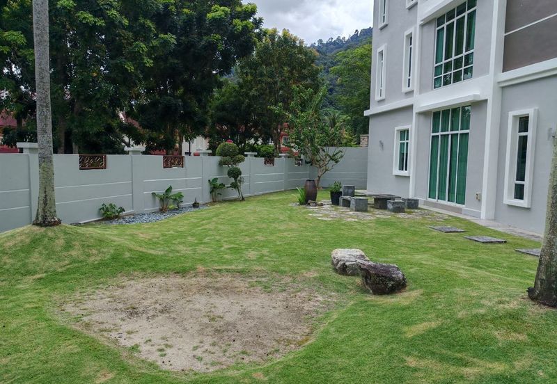 No Agent Fee! 3.5 Sty Starhill Bungalow Corner Big Land Key On Hand 5400sf