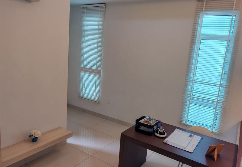 No Agent Fee! 3.5 Sty Starhill Bungalow Corner Big Land Key On Hand 5400sf