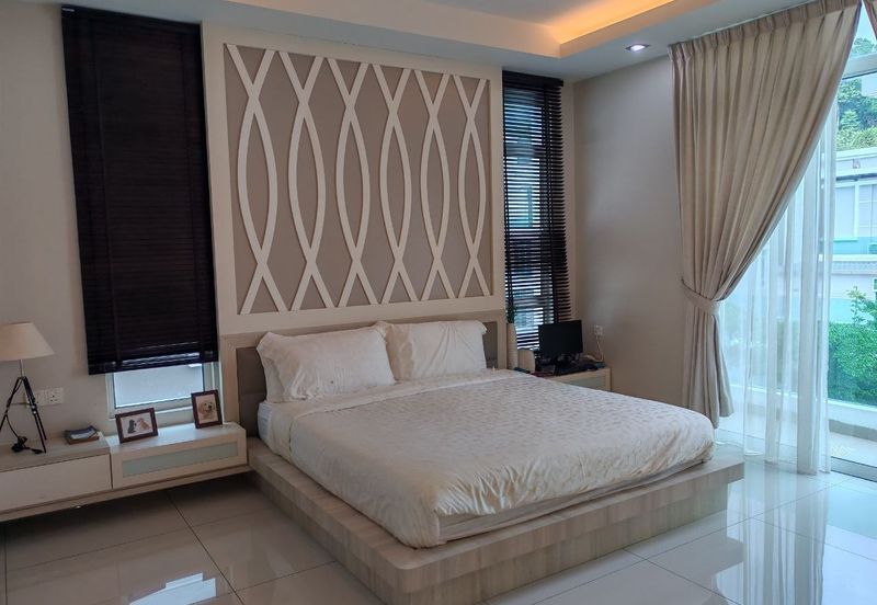 No Agent Fee! 3.5 Sty Starhill Bungalow Corner Big Land Key On Hand 5400sf