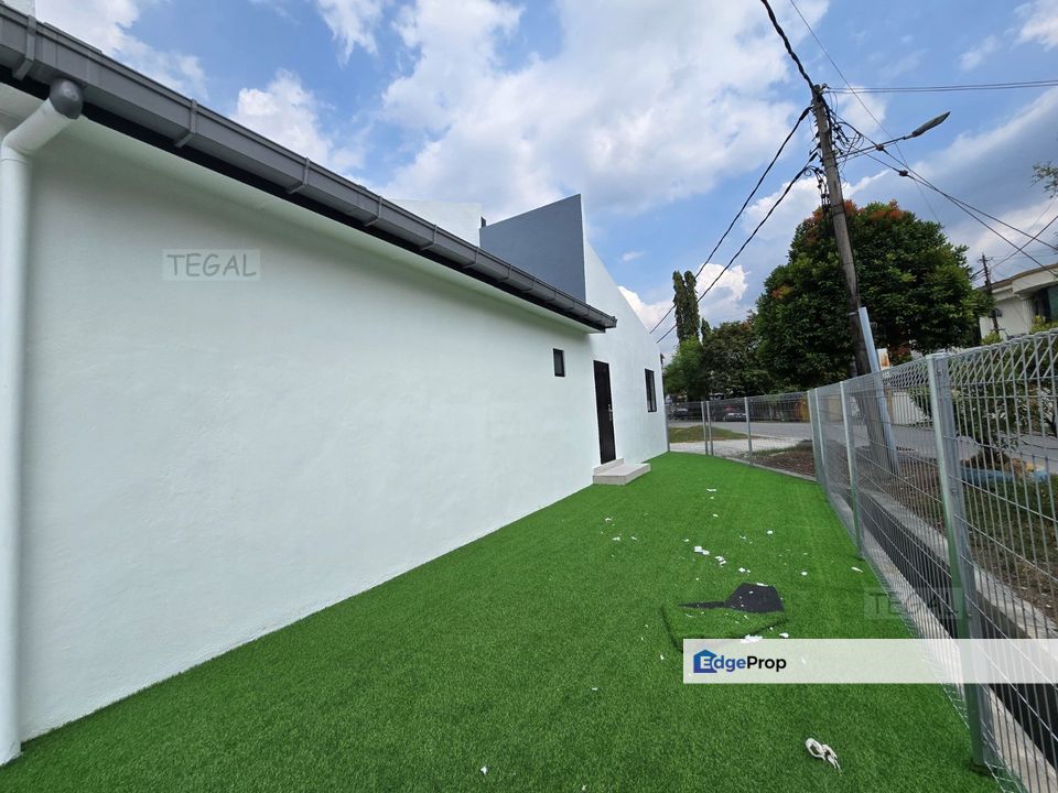 FULLY RENOVATED NICE UNIT CORNER LOT Single Storey Teluk Pulai Indah ...