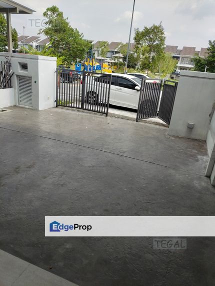 Brand New Unit 2 Storey Facing Field Security Fee Included Amverton Link @ Near NSK Taman Sentosa Klang, Selangor, Klang