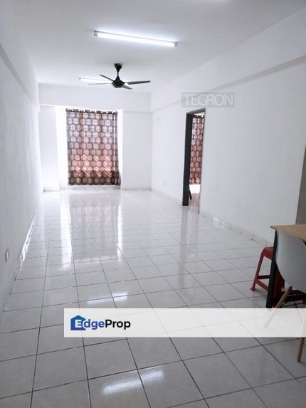 Partially Furnished Good condition Near LRT Palm Garden Apartment @ Bandar Baru Klang, Selangor, Klang