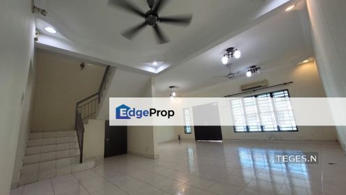 Price Dropped Partially Furnished Renovated Extended 2 Storey Superlink Bandar Bukit Tinggi 2 Butterfly Park, Selangor, Klang
