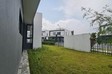 Sencilia @ Eco Sanctuary