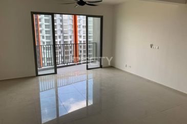 Gravit8 @ Klang South