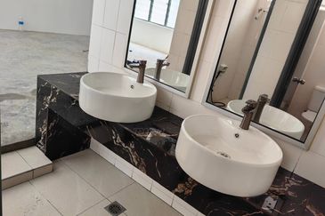 Bandar Bukit Raja @Taipan