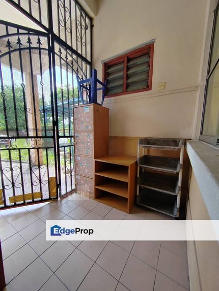 Bandar Bukit Raja Jalan Inang Single Storey Partially Furnished Extended , Selangor, Klang