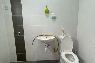 Jalan Setia Permai U13/43