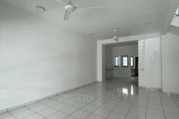 Jalan Setia Permai U13/43