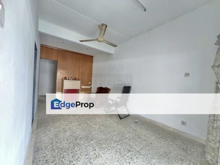 Taman Sentosa Single storey house Near Friday Pasar Malam Renovated Partially Furnished , Selangor, Klang