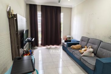 Azaria Apartment @ Bandar Paklands