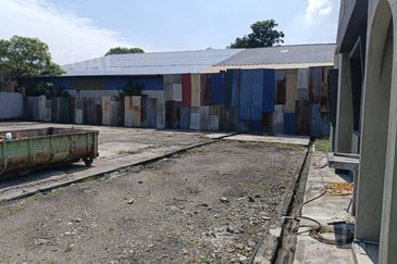 Jalan Bukit Kemuning