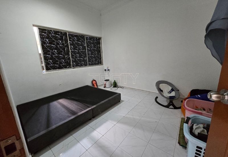 Taman Tepi Sungai ( Taman Teluk Pulai Indah )