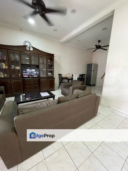 PARTIALLY FURNISHED GATED GUARDED Bandar Puteri Klang  (Kerongsang 10) 2 Storey Terrace House, Selangor, Klang