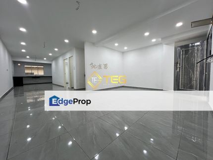 FULLY RENOVATED EXTENDED GATED GUARDED FACING OPEN Bandar puteri klang  2 storey house , Selangor, Klang