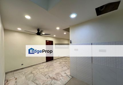  RENOVATED ENDLOT NICE UNIT 2 Storey Taman Sentosa Klang, Selangor, Klang