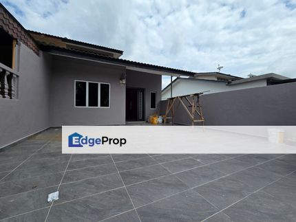 PRICE DROPPED ENDLOT FULLY REFURBISHED LIKE NEW RENOVATED EXTENDED Single Storey  Menara Maju Klang, Selangor, Klang