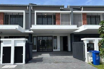 Elmina Green Three @ City of Elmina