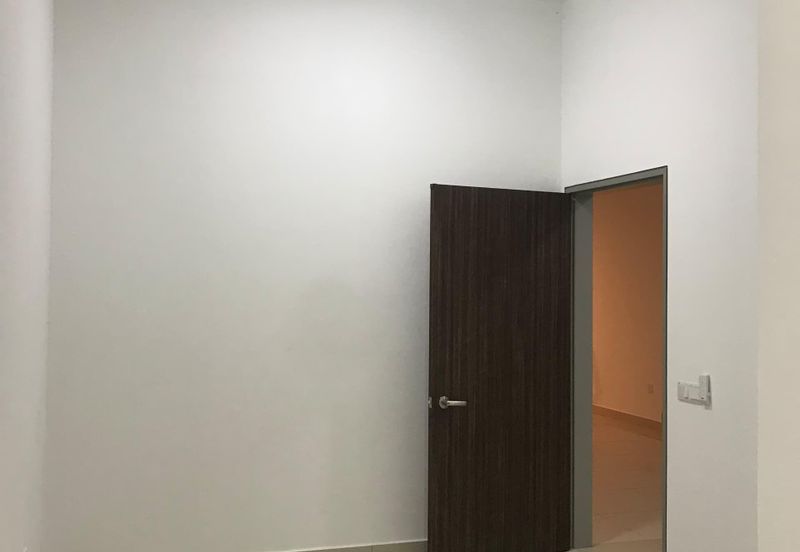 Elmina Green One @ City of Elmina