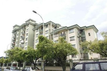 Pangsapuri Bukit Awansari (OG Court)