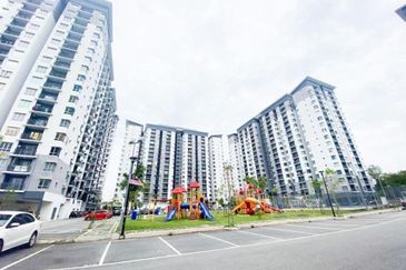 Residensi Laguna Biru 2