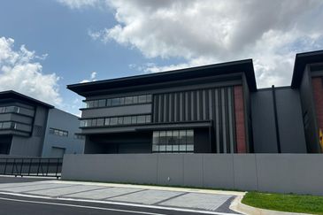 Elmina Business Park