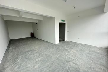 Elmina Business Park