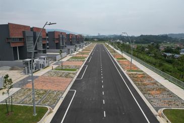 Elmina Business Park