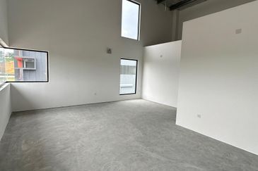 Elmina Business Park