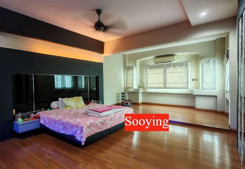 Taman Teratai Jingga