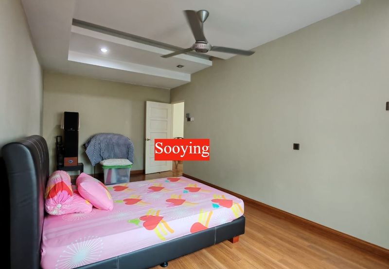 Taman Teratai Jingga