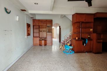 TAMAN MUTIARA (JALAN PUTRA)