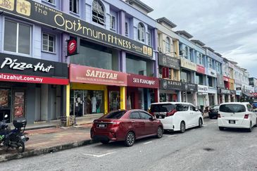 Jalan Pegawai