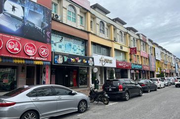 Jalan Pegawai