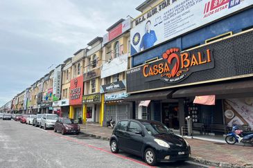 Jalan Pegawai