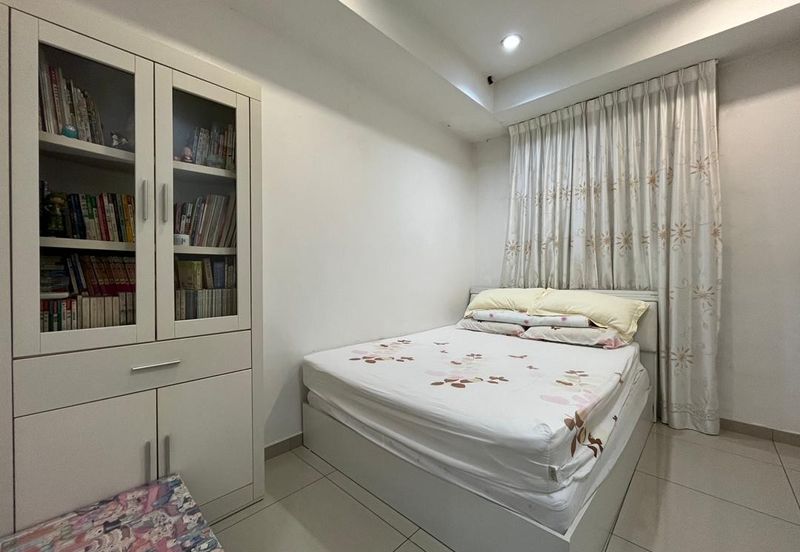 Taman Teratai Jingga