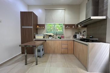 Taman Teratai Jingga